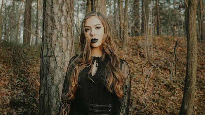 Isa Roddy lança releitura emocionante de "Changes" do Black Sabbath