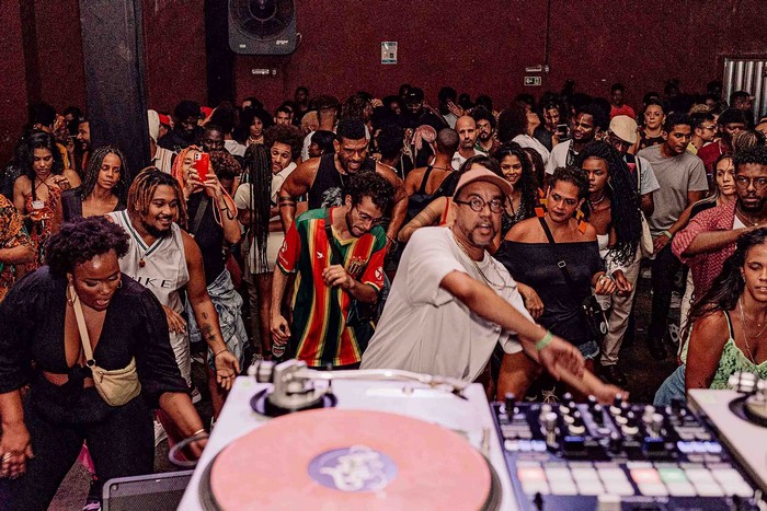 Dança Charme conquista a França: um momento histórico para o Movimento Charme