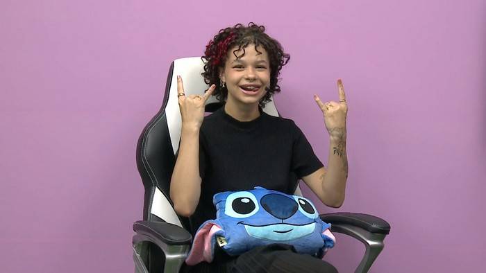 Analu Sampaio, a “Mini Elis”, Revela o Bastidor Curioso da Sua Trajetória no SBT