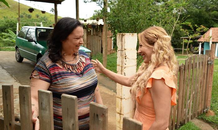 Retratos Femininos: A história de amor e adoção de Arely Vieira