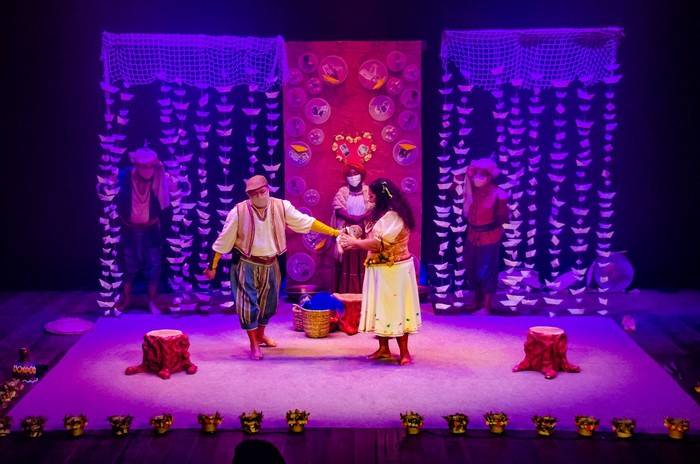 28 anos de arte na Baixada: Cia de Arte Popular apresenta "O Brincado Romance de Flora e Valentin"