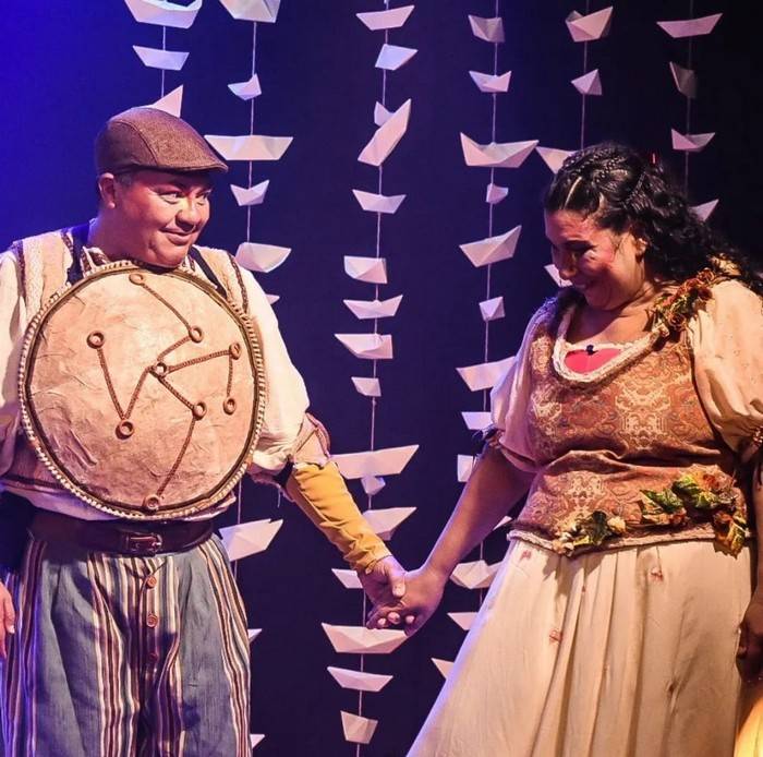 28 anos de arte na Baixada: Cia de Arte Popular apresenta "O Brincado Romance de Flora e Valentin"