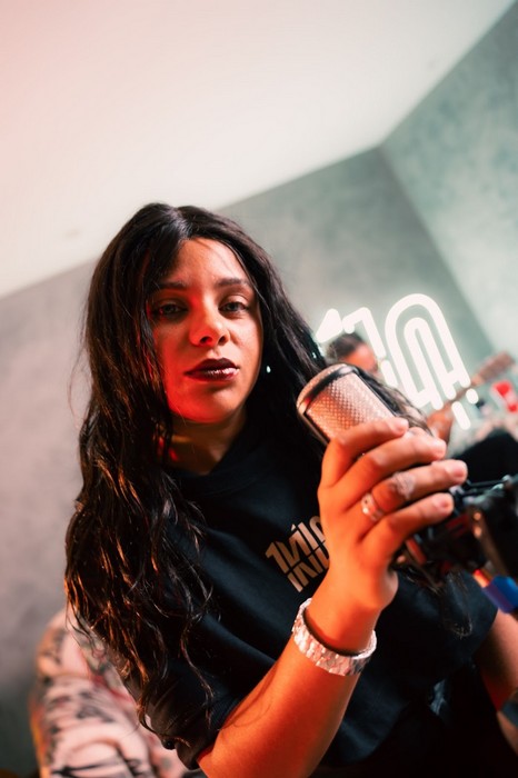 “Duro Igual Concreto” recebe nova versão acústica com Dayle