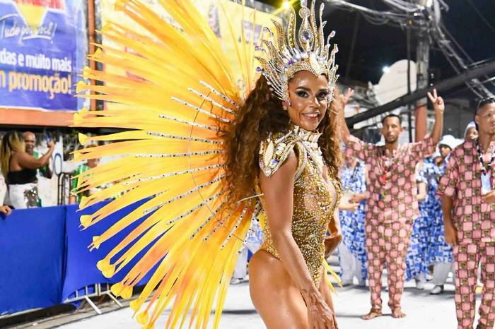 Entre a Sapucaí e Intendente, Nathalia Brito encerra dobradinha do carnaval de 2026