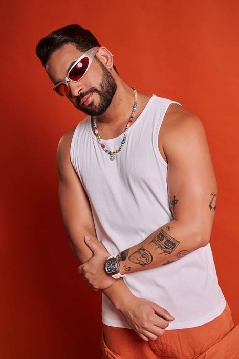 Henry Freitas bate recorde de shows no carnaval e percorre 14 cidades em seis dias