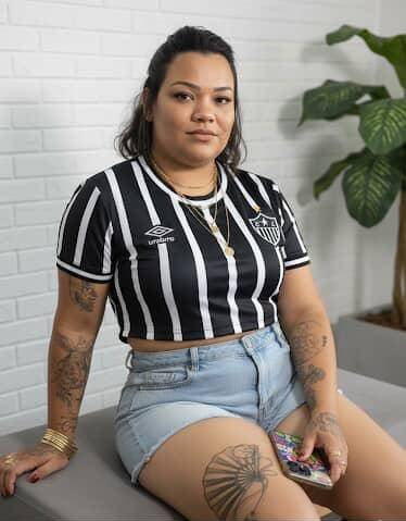 Quebrando paradigmas, conheça Leidiane Santos, a Musa do Atlético-MG no concurso Musa do Brasileirão