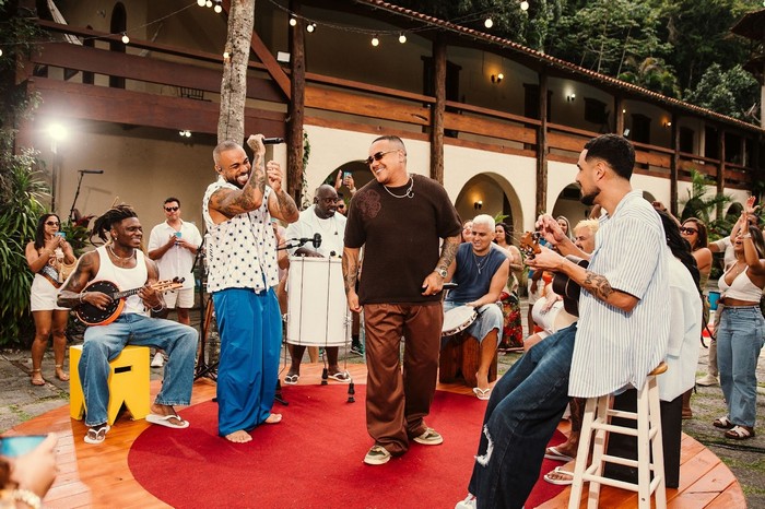 Di Propósito e Vitinho unem vozes em “Seu Silêncio”, nova faixa do projeto “Feliz no Simples”