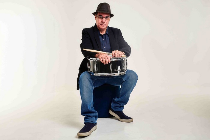 Alfredo Dias Gomes registra técnica e sensibilidade em novo álbum “AO VIVO”