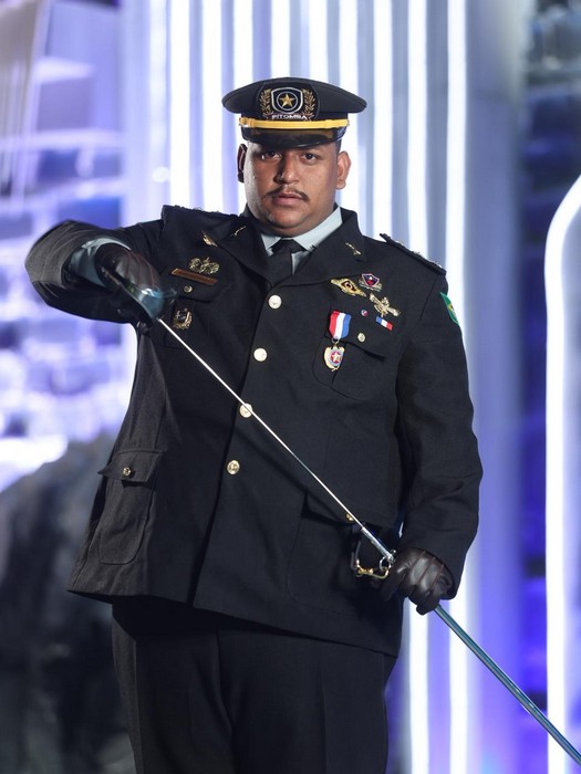 Entre a Farda e o Humor: A conquista de Capitão Pitomba