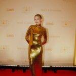 Golden Globes Tribute Gala Brazil: Cela Lopes chama atenção no tapete vermelho