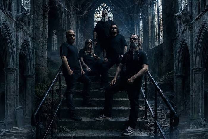 Diatribes lança álbum de estreia “Degenerate” e se impõe como nova força do metal extremo brasileiro