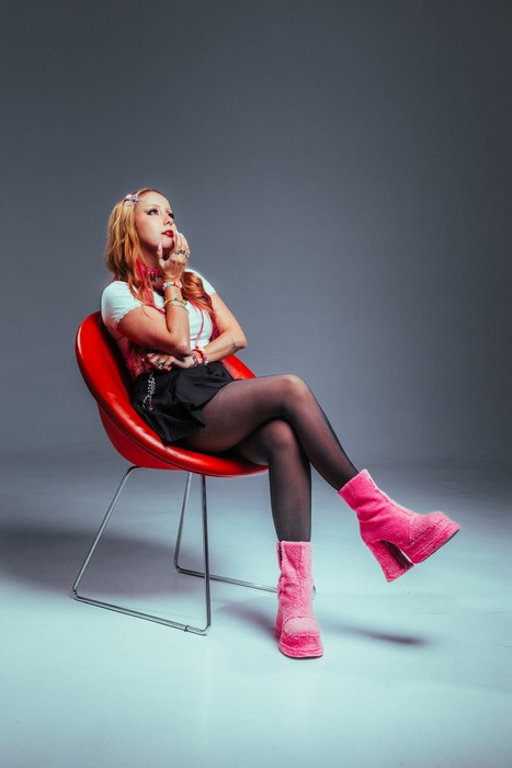 Duda Ruas completa ciclo emocional do EP "bonita demais pra sofrer" com o single "Pra sempre com Você"