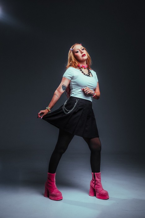 Duda Ruas completa ciclo emocional do EP "bonita demais pra sofrer" com o single "Pra sempre com Você"