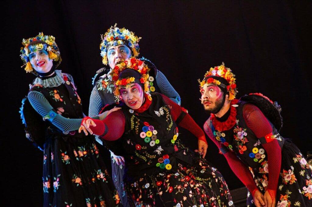 Teatro, música e cordel: "O Patinho Feio" promove circulação gratuita para crianças e jovens
