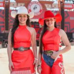 Aparecida Sertaneja celebra as mulheres com As Brasiguais Liandra e Taiane, Tânia Mara, Lucylla e Lucyana e Renata e Talita
