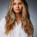 Dia da Mulher: Mariana Lewis brilha nos palcos de Londres e reforça o poder feminino no cenário internacional