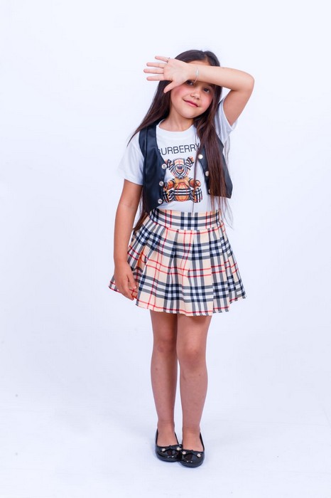Paola Cuti, eleita Princesinha na Universal Fashion Kids, conquista vaga no UFK04