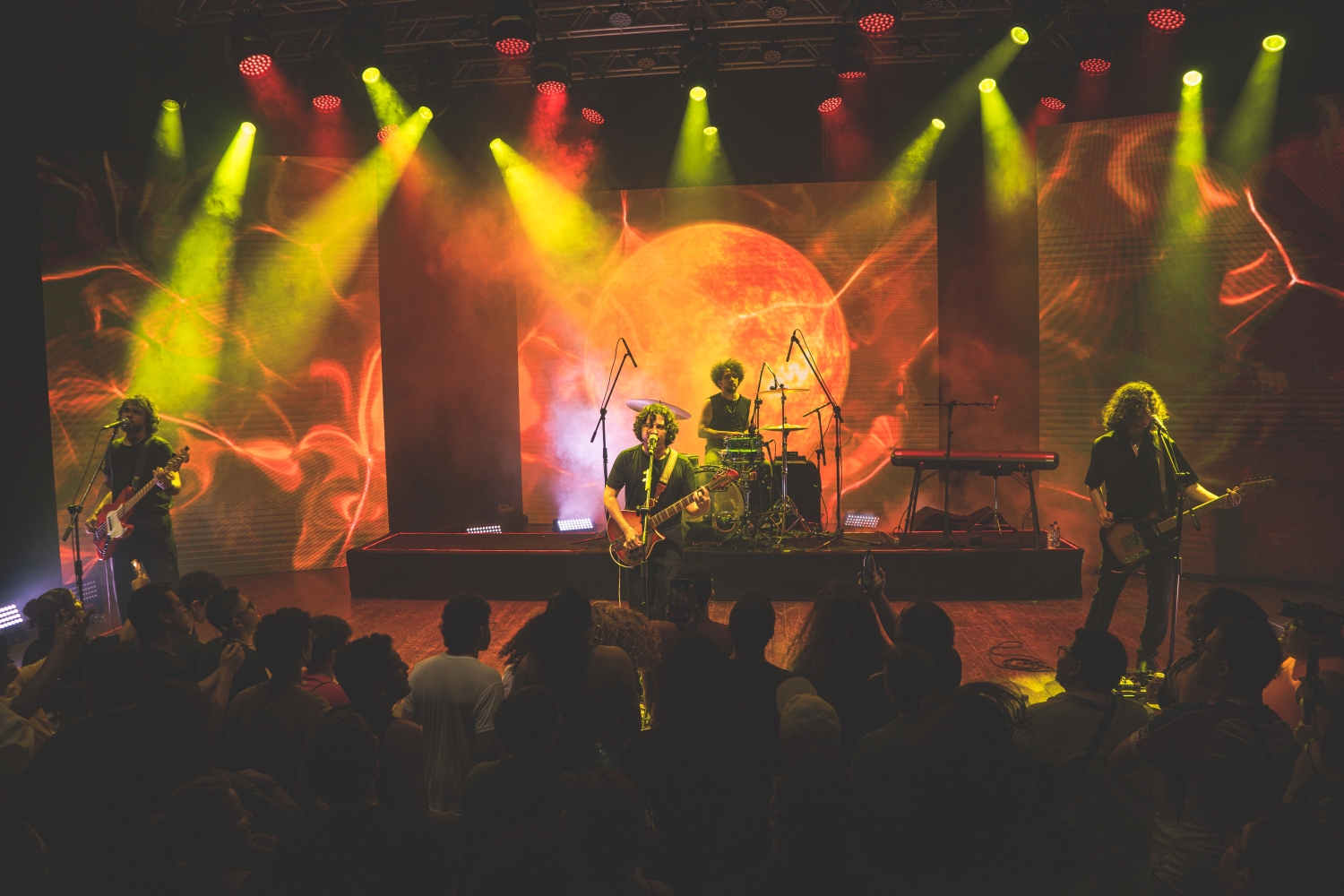 Selvagens à Procura de Lei lança álbum Pra Recomeçar Ao Vivo