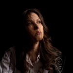 Sarah Abdala mergulha em processo de cura no single “Silêncio” e antecipa novo capítulo do álbum visual