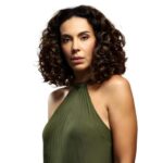 Conheça Viviane Figueiredo, a premiada atriz que brilha em nova temporada teatral em São Paulo