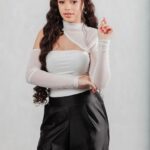 De Ipojuca para o Brasil: Açucena conquista milhões de views e fortalece o brega feminino