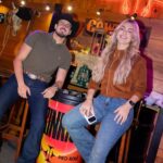 Jon Vlogs recebe Duda Bertelli em nova edição do “Bar do Jon” com mais de 6 horas de live