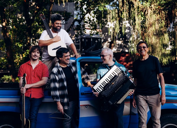 Forró da Gávea lança álbum de estreia “Amor Verdadeiro” com convidados ilustres Forró da Gávea lança álbum de estreia “Amor Verdadeiro” com convidados ilustres