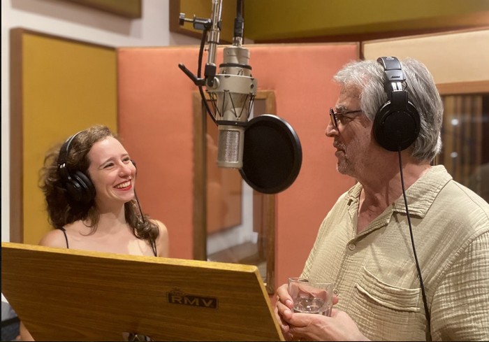 Pianos e Canções: Julie Wein celebra a tradição do piano popular ao lado de Ivan Lins