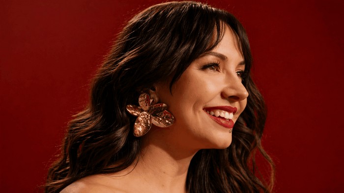 Novo single de Marcos Carvalho e LISLIE leva o "balançar da saia" para as plataformas de streaming 2 Novo single de Marcos Carvalho e LISLIE leva o "balançar da saia" para as plataformas de streaming