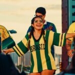 Torcida Encantada: Suh Costa embala fãs com novo lançamento