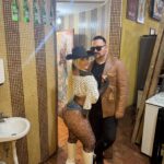 Ex-Teste de Fidelidade, Andressa Mancini rouba a cena em gravação de clipe sertanejo após imprevisto com o figurino