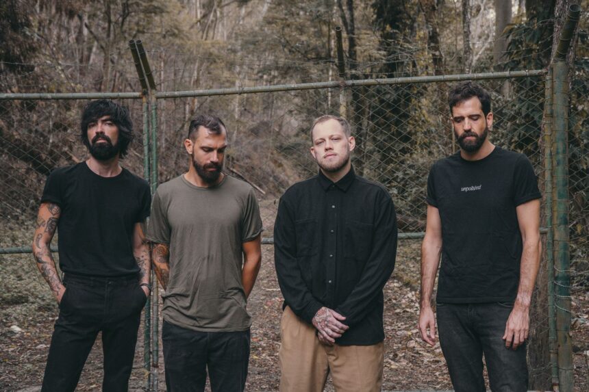 Hover retorna de hiato com álbum em formato de sessão ao vivo