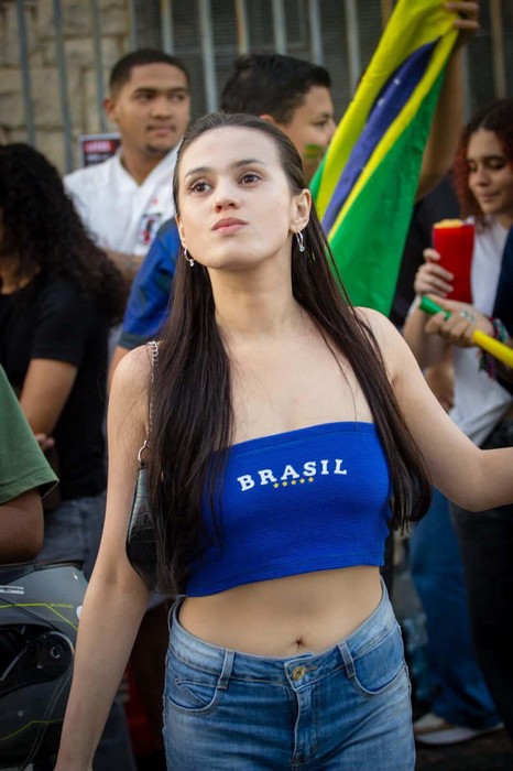 Musa Janaina Costa lamenta eliminação do Brasil e cobra postura dos jogadores