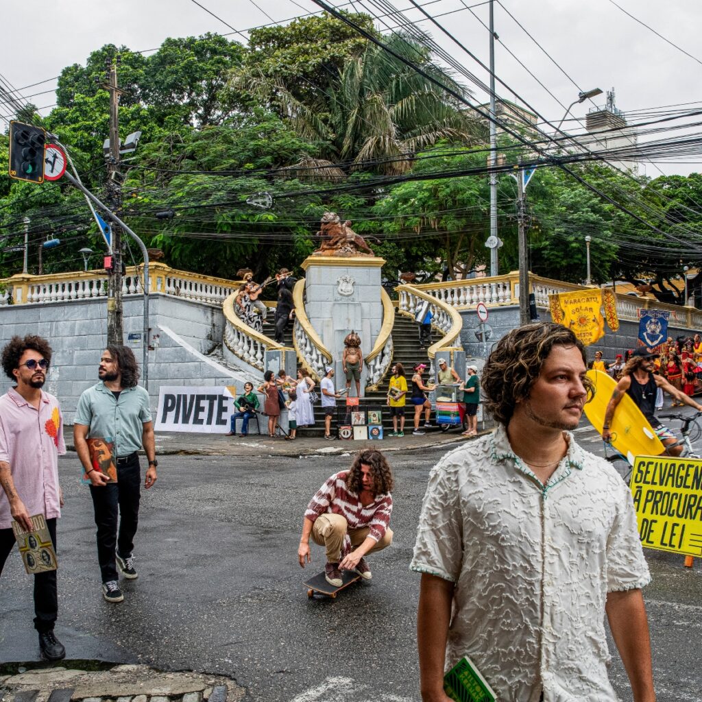 Selvagens à Procura de Lei lançam single triplo “Revoada” antecipando álbum Pivete