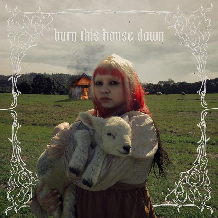 Lia Kapp lança single “Burn This House Down” e anuncia álbum com crítica social