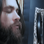 Abel Capella lança “Ninguém Quer Saber”, homenagem ao baterista Marcos Thalma