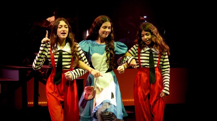 “Alice, Um musical”, estreia no teatro Nathalia Timberg