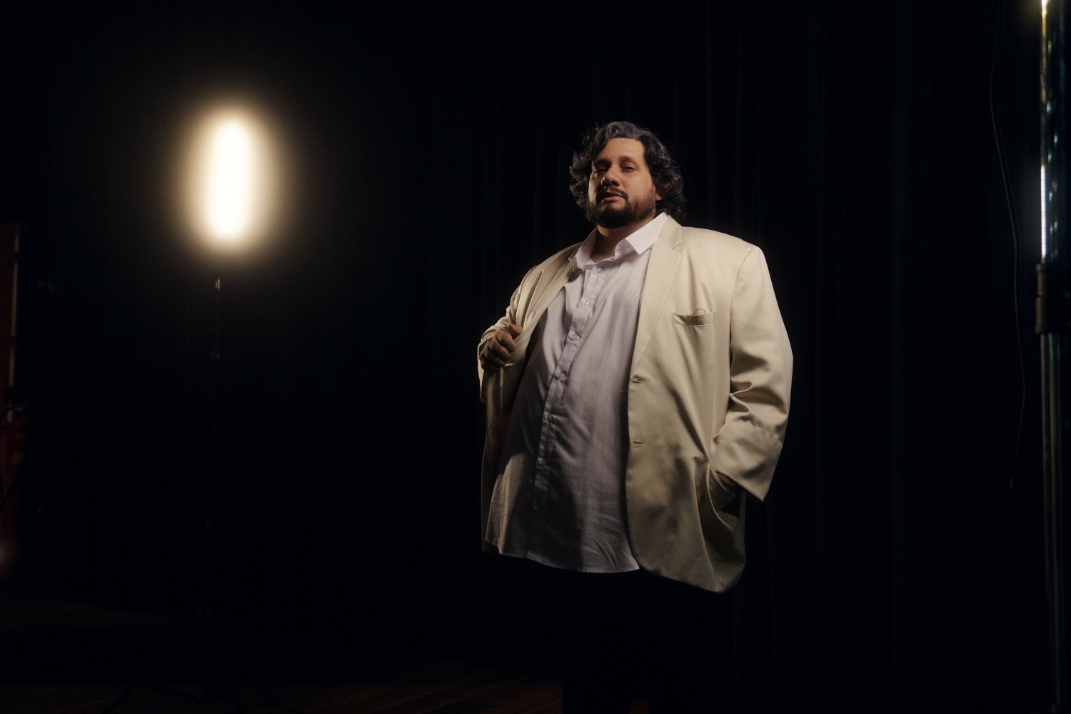 Berg Menezes lança o álbum Faísca, Fagulha Ou Centelha, unificando a música e acessibilidade desde sua concepção criativa
