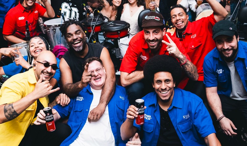 Los Brasileros, DMAX e Dida Sallo assinam “Vira Lata”, lançado em show gratuito da Patifaria Popular