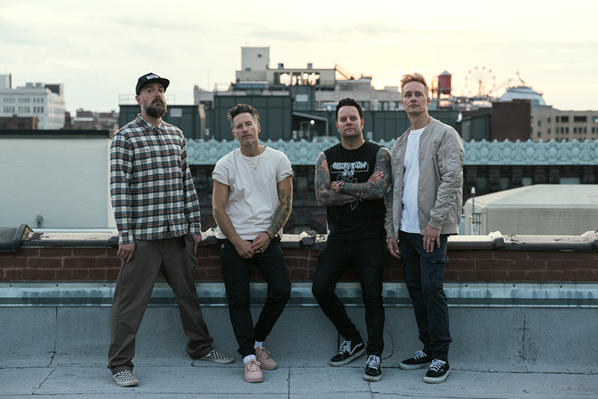 Story Of The Year se inspira em clássico cult do cinema no clipe “See Through”