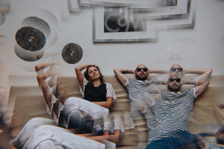 Chiara Civello e Clap! Clap! lançam clipe para “New Dimension”, do projeto alternativo CCCC