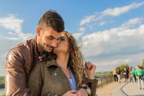 Los hombres se vuelven locos por estas ocho cosas en una mujer