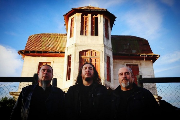 In-Ad HomineM estrena primer LP: “Entre Fuego y Sombras”
