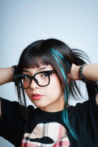 Emi Blue desata la energía urbana con “Loba” y su mensaje de empoderamiento