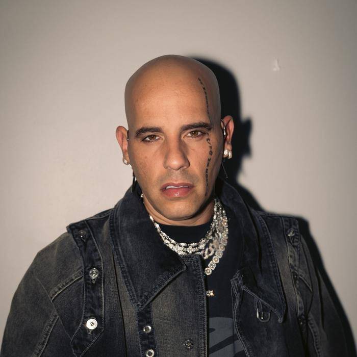 Kendo Kaponi regresa ocho años después con “Apocalipto”, el álbum que convierte su etapa más oscura en un nuevo comienzo