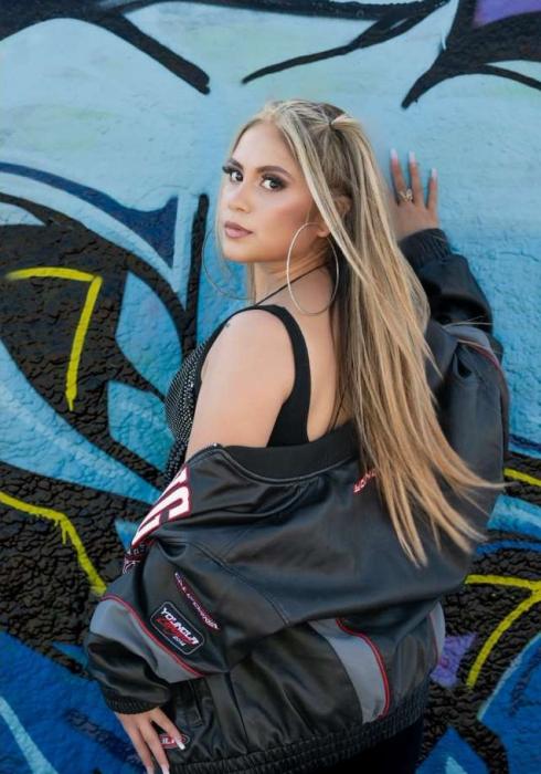 “BOBO”: Ale Sanz lanza un nuevo himno urbano de empoderamiento femenino