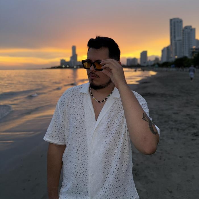 Andrés Bula lleva el sabor de Cartagena al mundo con su nuevo hit “No Demores”