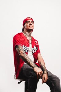 Synchromak revoluciona su sonido con “BABY”: de rap a pop latino con afrobeat y animación IA